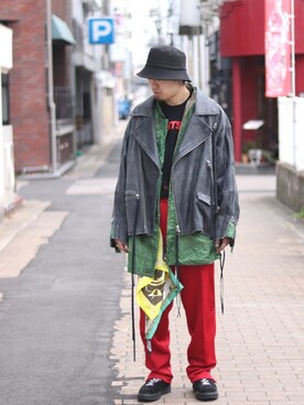 Jiedaのライダースジャケットを使った人気ファッションコーディネート 