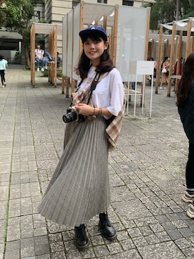 「Dr. Martens（ドクターマーチン）のDr.ﾏｰﾁﾝ　1460　8ホール（ブーツ）」を使った、ゆめさん（レディース・160cm）の春コーディネート