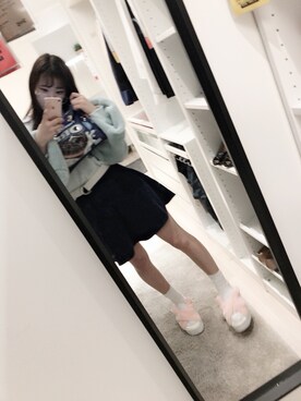 「blue」｜「アイテム（スウェット）」を使った、REKOさん（レディース・155cm）の秋コーディネート