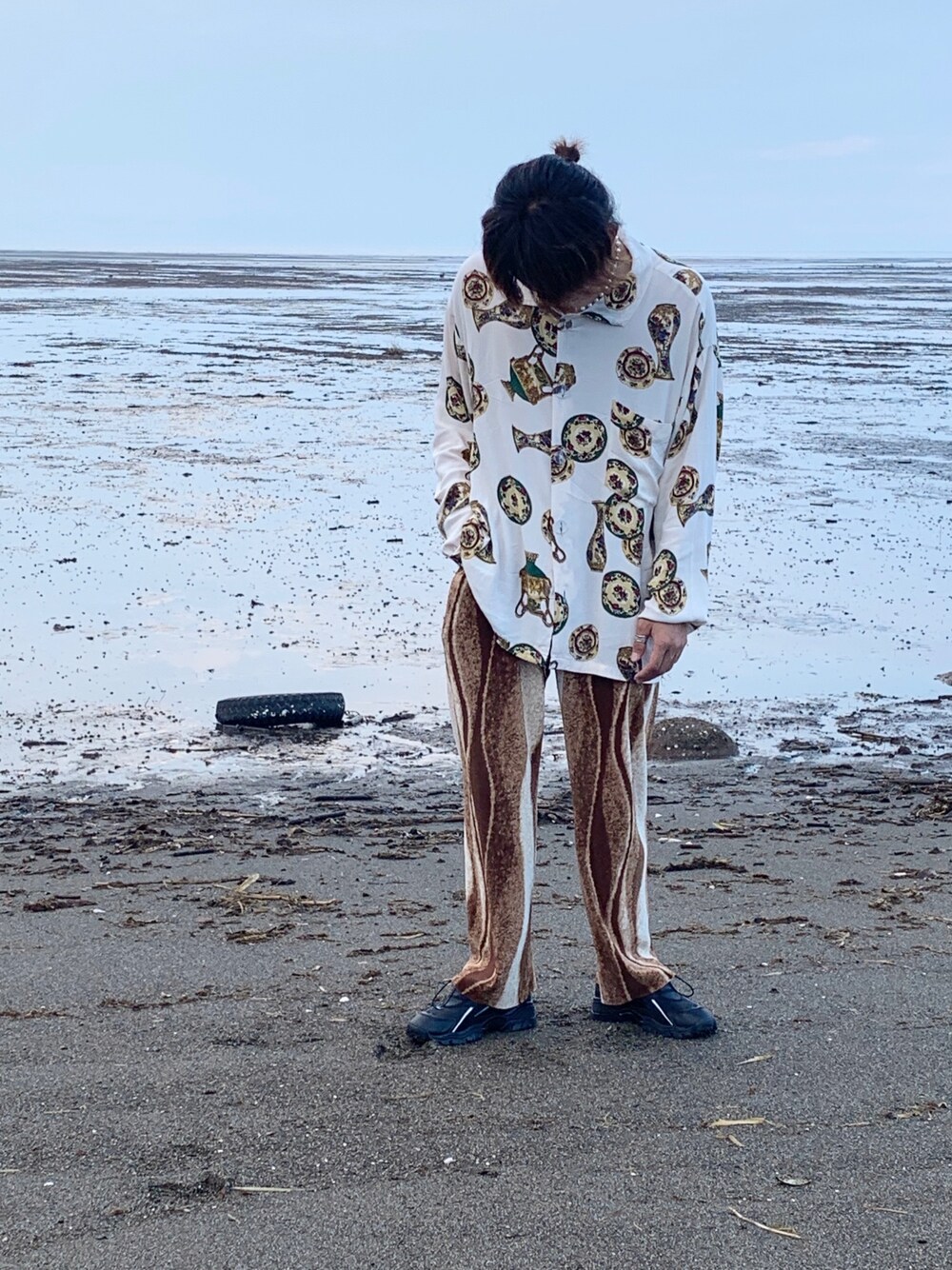 「usedのアイテム（シャツ/ブラウス、ホワイト系）」を使った、みなみさーんさん（メンズ・171cm）の夏コーディネートの1枚目の写真