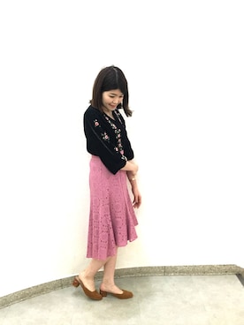 「アイテム（その他シューズ、イエロー系）」を使った、Natsumi Sudoさん（レディース・160cm）の夏コーディネート