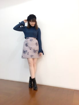 「Supreme.La.La.（シュープリームララ）のアイテム（スカート）」を使った、Natsumi Sudoさん（レディース・160cm）の秋コーディネート