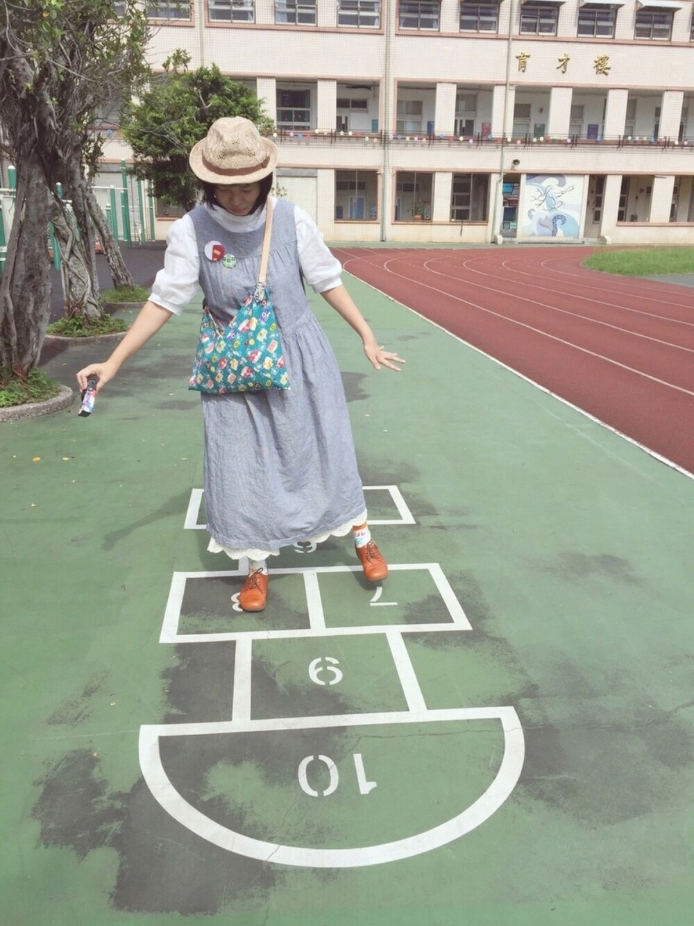 「ootd、夏、日系極簡、UNIQLO、ユニクロ、ワンピース、洋裝、SOU・SOU」｜「UNIQLOのリネンブレンドAラインワンピース（ノースリーブ）（ワンピース、ブルー系）」を使った、miki3homeさん（レディース・163cm）の夏コーディネートの1枚目の写真