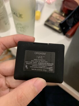「NARS（ナーズ）のアイテム」を使った、晗晗さん（レディース・156cm）の冬コーディネート