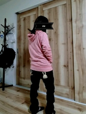 黒ボトムス のレディースコーディネート一覧 Wear