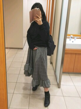 「MSGM（エムエスジーエム）のアイテム（スウェット）」を使った、トイレ子さん（レディース・153cm）の秋コーディネート