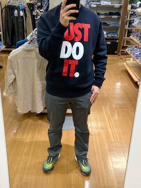 「semantic design（セマンティックデザイン）のアイテム（スラックス）」を使った、Tatsukiさん（メンズ・167cm）の春コーディネート