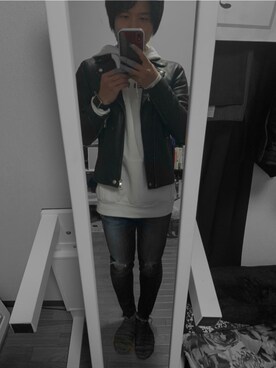 「moussy」｜「アイテム（ライダースジャケット）」を使った、アオさん（メンズ・165cm）の春コーディネート
