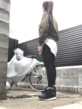 「jouetie（ジュエティ）のアイテム（MA-1）」を使った、ririyさん（レディース・168cm）の春コーディネート