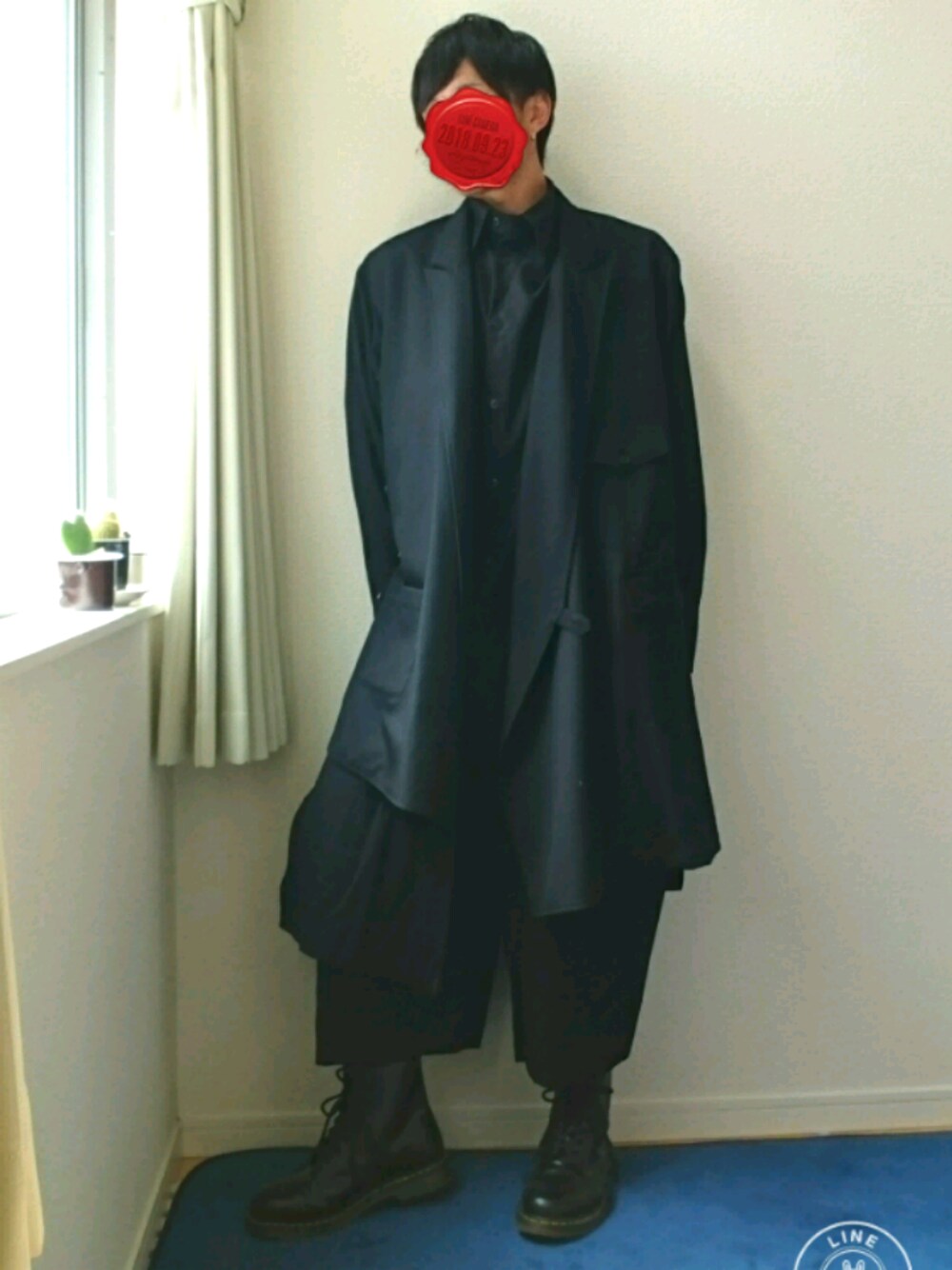 「Yohji Yamamoto POUR HOMMEのYohji Yamamoto POUR HOMME スタッフシャツ（シャツ/ブラウス、ブラック系）」を使った、カカオ95%さん（メンズ・170cm）の秋コーディネートの1枚目の写真