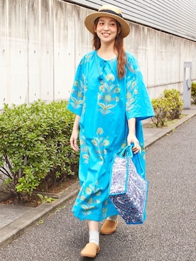 「チャイハネ（チャイハネ）のアイテム（バッグ）」を使った、チャイハネSTAFF  amiさん（レディース・164cm）の春コーディネート