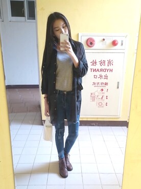 「Lulus（-）のアイテム（パンツ）」を使った、Kelly Chenさん（レディース・165cm）の夏コーディネート