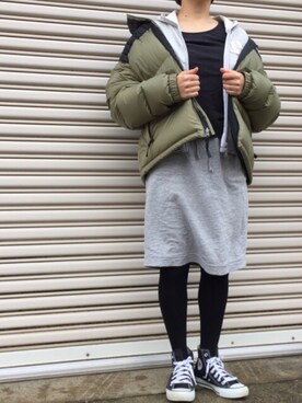 「スウエット」｜「アイテム（ダウンジャケット/コート）」を使った、Ｍinami さん（レディース・151cm）の冬コーディネート