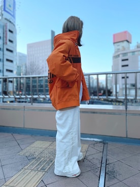 「アイテム（ミリタリージャケット、オレンジ系）」を使った、SAKIさん（レディース・152cm）の冬コーディネート