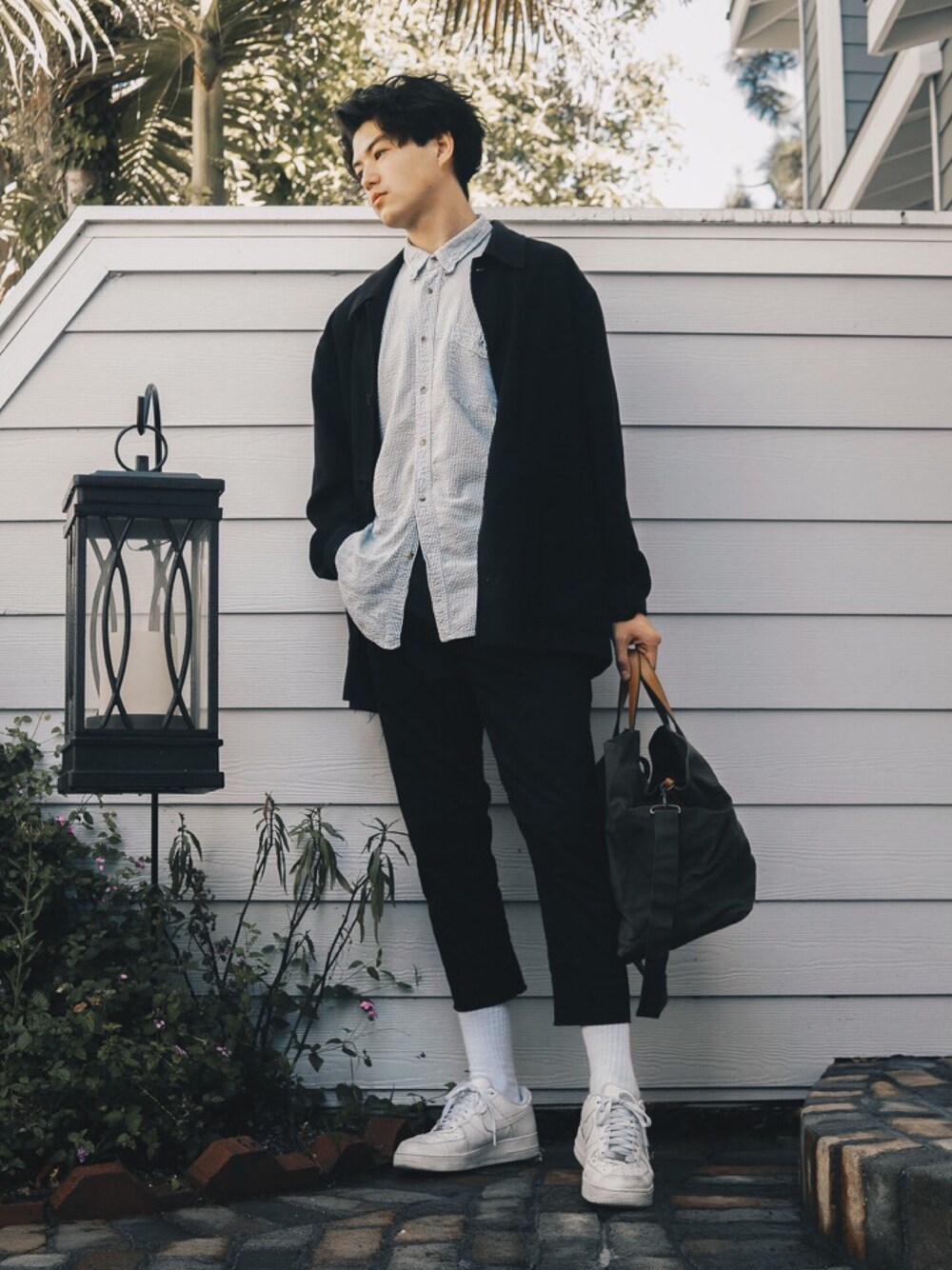 「fall、ootd、vintage、instagram、90’s、boy、jacket 、cropped、buttonup」｜「BARACUTAのアイテム（ピーコート、ブラック系）」を使った、huntsdennisさん（メンズ・190cm）の秋コーディネートの1枚目の写真