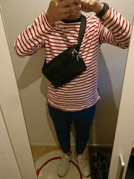 「A.P.C.（アーペーセー）のアイテム（ボディバッグ/ウエストポーチ、ブラック系）」を使った、MEGUMIさん（メンズ・174cm）の春コーディネート