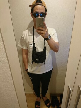 「Lee（リー）のアイテム（Tシャツ/カットソー、ホワイト系）」を使った、MEGUMIさん（メンズ・174cm）の春コーディネート