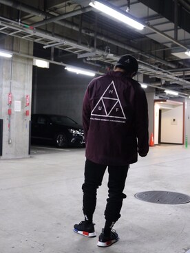 「HUF」｜「アイテム（ポンチョ）」を使った、shoezoo👟さん（メンズ・170cm）の春コーディネート