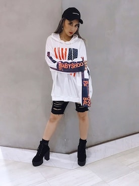 「babyShoop（ベイビーシュープ）のアイテム」を使った、babyShoop渋谷店さん（レディース・160cm）の秋コーディネート