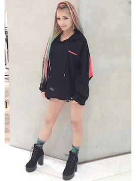 「babyShoop（ベイビーシュープ）のアイテム」を使った、babyShoop渋谷店さん（レディース・160cm）の秋コーディネート