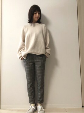 「select MOCA（セレクトモカ）の【2017A/W】もっちり柔らか肌触り★ユニセックスバルーンスリーブデザインオーバーサイズボリュームニット（ニット/セーター、ホワイト系）」を使った、mi-kiさん（レディース・165cm）の冬コーディネート