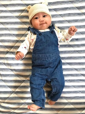 「babygap」｜「アイテム（サロペット/オーバーオール）」を使った、sayakaさん（キッズ・70cm）の秋コーディネート