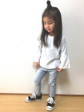 「BRANSHES（ブランシェス）の袖フレアブラウス（シャツ/ブラウス、ホワイト系）」を使った、Rionさん（キッズ・100cm）の冬コーディネート