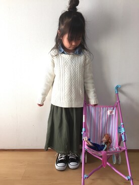 「BRANSHES（ブランシェス）のサテン×シフォンフレアパンツ（その他パンツ、グリーン系）」を使った、Rionさん（キッズ・100cm）の冬コーディネート