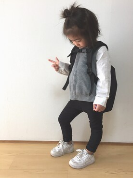 「GLOBAL WORK（グローバルワーク）の【キッズ】バックパック/737502（バックパック/リュック、ブラック系）」を使った、Rionさん（キッズ・100cm）の春コーディネート
