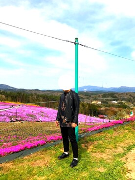 「ラッドミュージシャン」｜「アイテム（ライダースジャケット）」を使った、課長生涯さん（メンズ・173cm）の春コーディネート