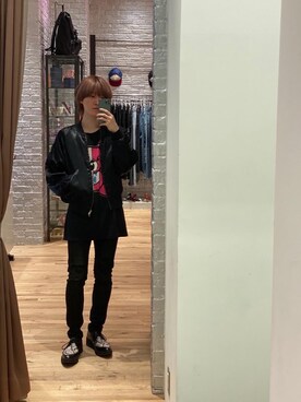 「スキニー」｜「アイテム（スカジャン）」を使った、otaさん（メンズ・168cm）の秋コーディネート