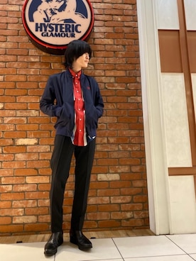 「HYSTERIC GLAMOUR（ヒステリックグラマー）のパイプドステムスラックスパンツ（スラックス、ブラック系）」を使った、otaさん（メンズ・168cm）の春コーディネート