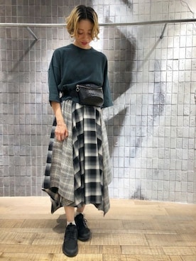 ジーナシスルミネエスト店STAFFさんのコーディネート