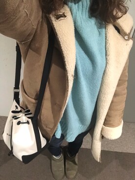 「BALENCIAGA」｜「アイテム（ムートンコート）」を使った、ATKさん（レディース・154cm）の冬コーディネート