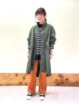 「みりたりー」｜「アイテム（スラックス）」を使った、しんかいさん（レディース・160cm）の秋コーディネート