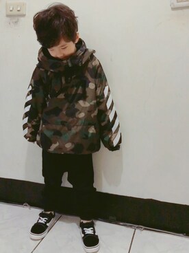 Phoebe Huangさんのコーディネート