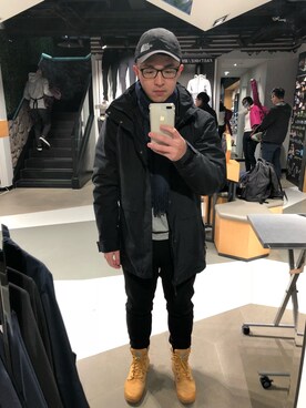 「Jordan」｜「アイテム（マウンテンパーカー）」を使った、SamChen08さん（メンズ・175cm）の冬コーディネート