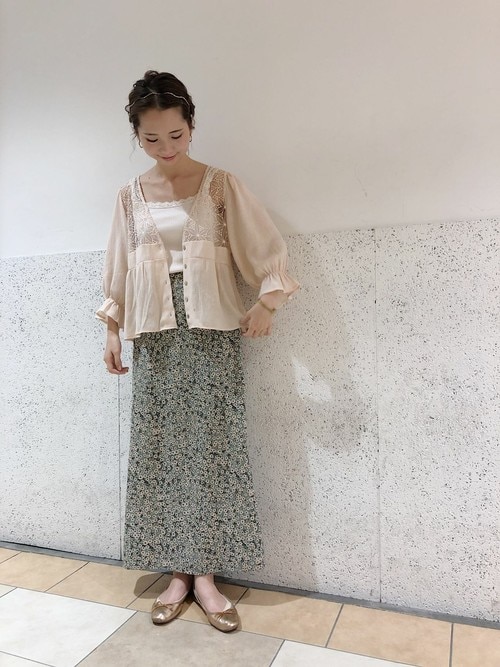 【新品】Pretty Flower カチューシャ(サックス) 楽天市場】Classy GARDEN カチューシャ バックカチューシャ 2way