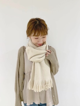 「flower（フラワー）のアイテム（マフラー）」を使った、flowerさん（レディース・160cm）の秋コーディネート