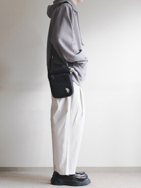 「U.S. POLO ASSN.（ユーエスポロアッスン）のアイテム（ショルダーバッグ）」を使った、hopeさん（メンズ・168cm）の秋コーディネート