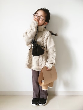 「スニーカーブーツ」｜「アイテム（その他）」を使った、* 𝚝𝚘𝚛𝚒𝚌𝚘𝚝*さん（キッズ・100cm）の冬コーディネート