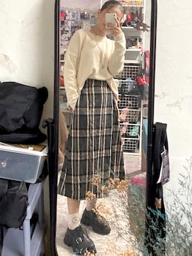 「5（ファイブ）のアイテム（スカート）」を使った、liee🇹🇼さん（レディース・152cm）の秋コーディネート