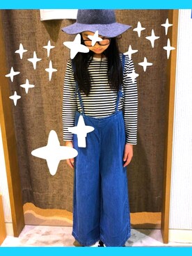 「CIAOPANIC TYPY（チャオパニックティピー）の【ママとおそろい】TYPYDENIMサス付きワイドパンツ（デニムパンツ、ブルー系）」を使った、sanaさん（キッズ・136cm）の春コーディネート