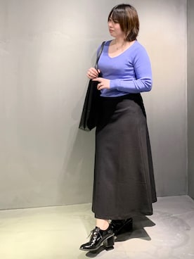 「パープル×黒」｜「アイテム（ドレスシューズ）」を使った、𝕐𝕠𝕤𝕙𝕚𝕖̆̈さん（レディース・157cm）の春コーディネート