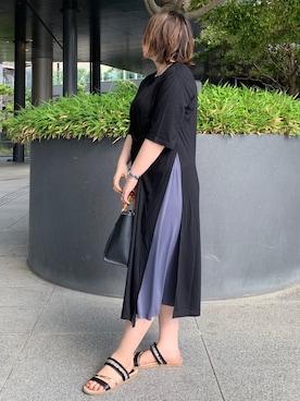 フロントツイストサイドスリットワンピースセットを使った人気ファッションコーディネート Wear