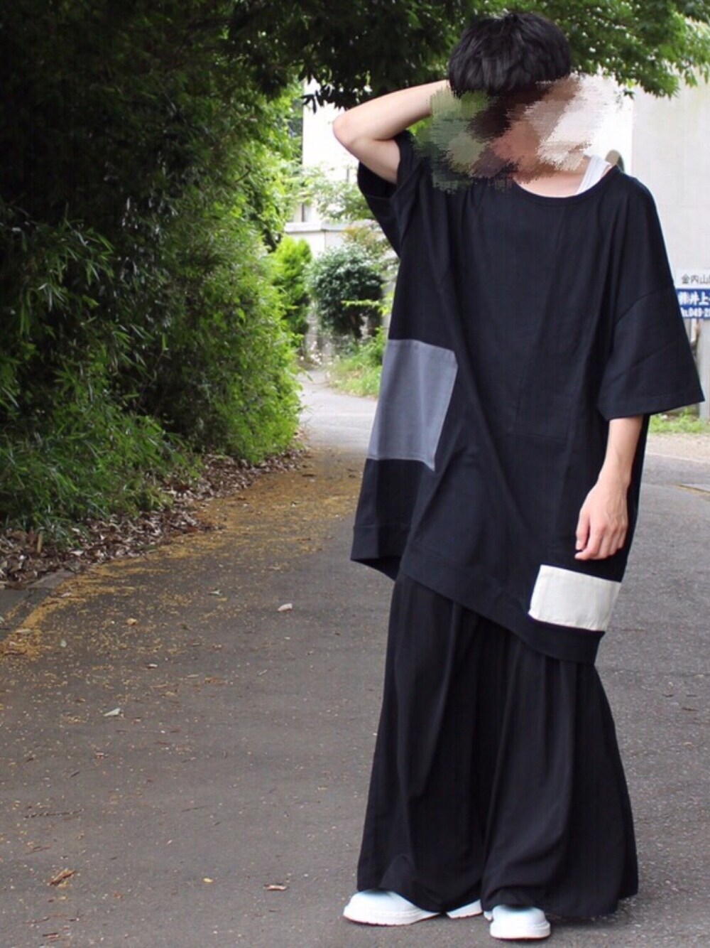 「ootd、ビッグT、my beautiful landlet、ゆるコーデ、黒コーデ、ガウチョパンツ、大学生」｜「my beautiful landletの【my beautiful landlet】 cotton switching T-shirt（Tシャツ/カットソー、ブラック系）」を使った、たくぼーさん（メンズ・163cm）の夏コーディネートの1枚目の写真