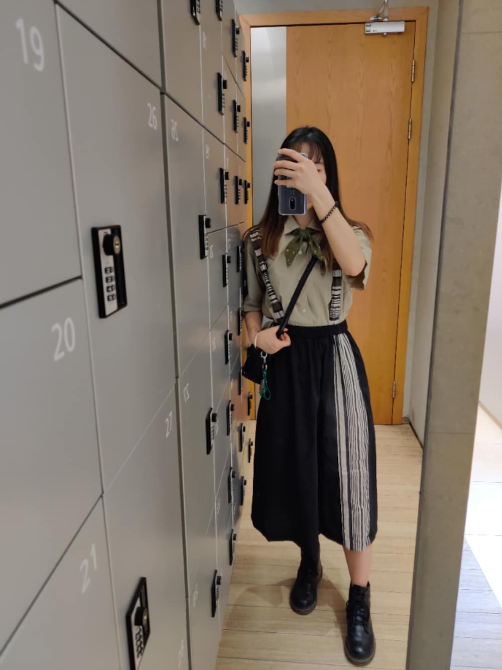 「summer」｜「UNIQLOのアイテム（シャツ/ブラウス、グリーン系）」を使った、樹精さん（レディース・160cm）の夏コーディネートの1枚目の写真