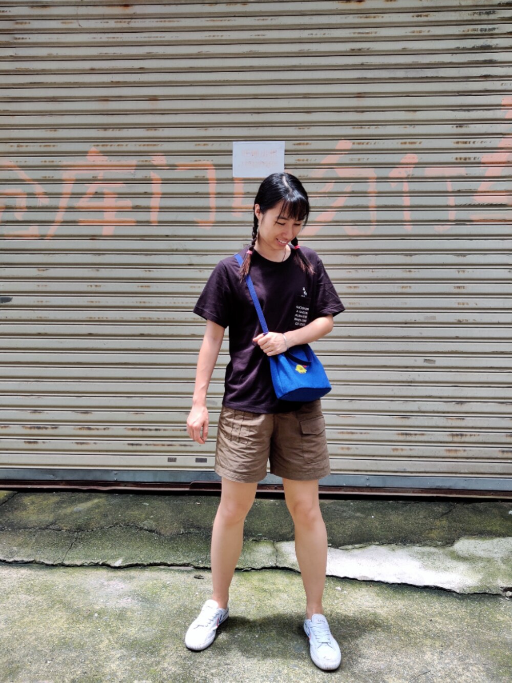 「summer」｜「UNIQLOのアイテム（Tシャツ/カットソー、ブラック系）」を使った、樹精さん（レディース・160cm）の夏コーディネートの1枚目の写真