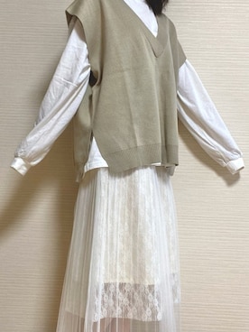 「amr.のアイテム（ベスト、ベージュ系）」を使った、ういまるさん（レディース・157cm）の夏コーディネート