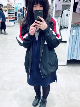 「おでかけ」｜「アイテム（ナイロンジャケット）」を使った、まーるさん（レディース・152cm）の春コーディネート